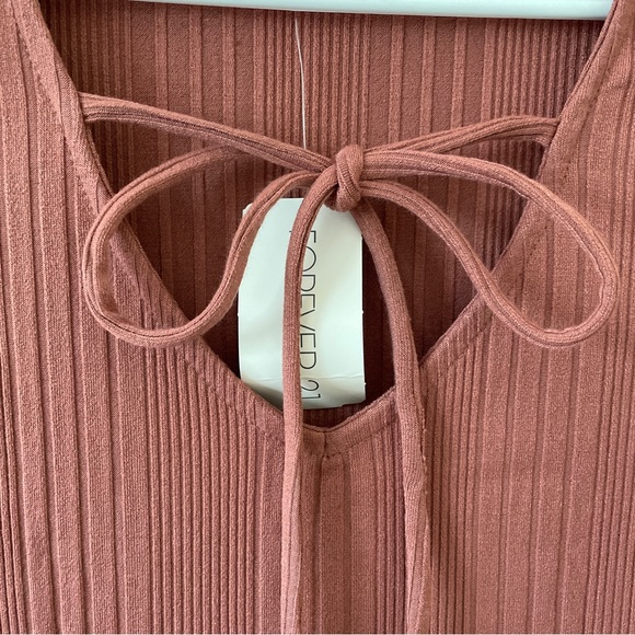 Knit Dress with Front Tie Size Small - Picture 6 of 9